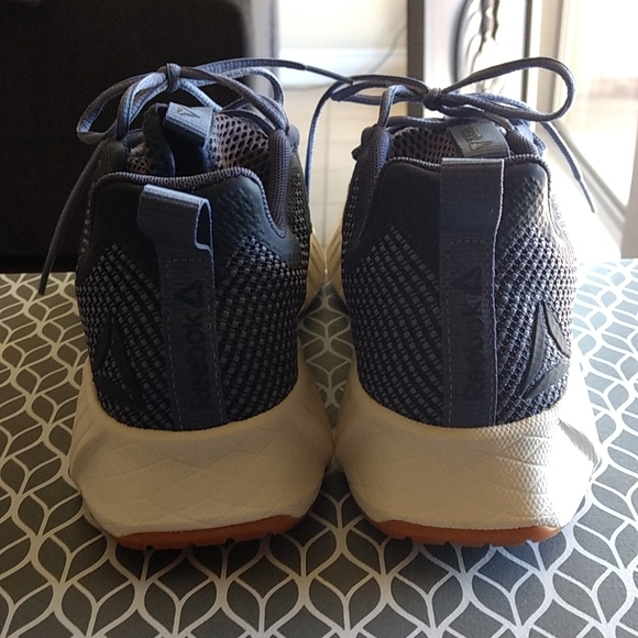 Reebok Fusium Run 2.0 NWOT in box - Picture 5 of 7